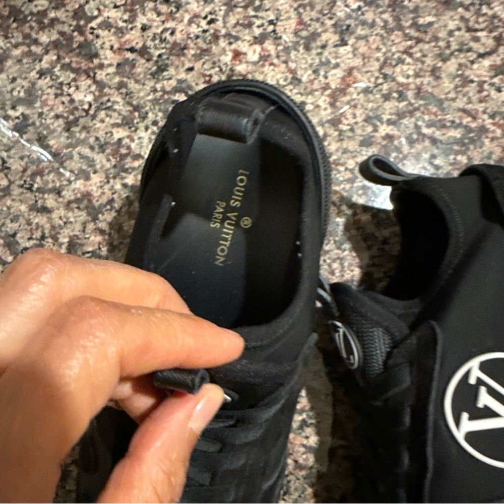 Louis Vuitton Black and White Run Away Sneakers - Picture 11 of 11
